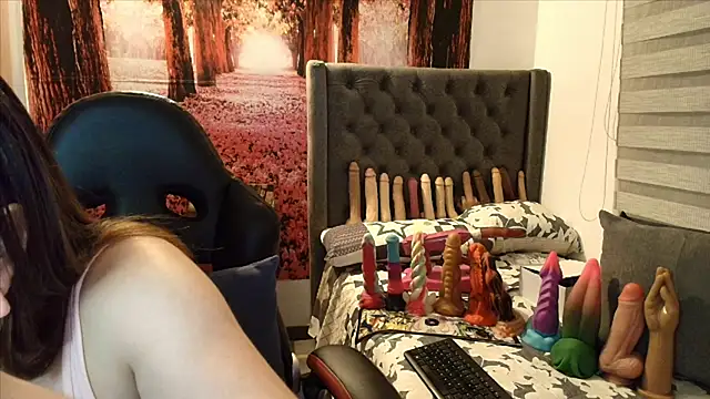 Snapshot of sofia23dirty chatting on 04/28/26, 10:58 sofia23dirty online show from 04/28/26, 10:58