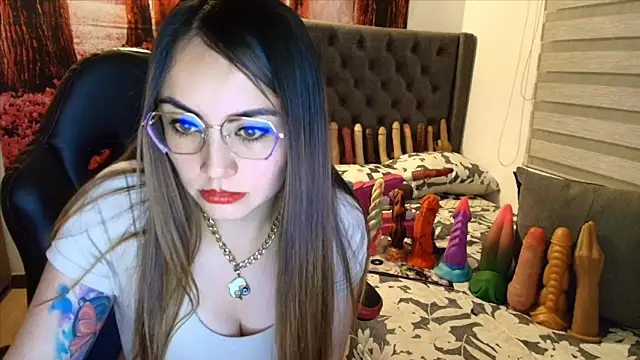 Snapshot of sofia23dirty chatting on 03/10/26, 11:20 sofia23dirty online show from 03/10/26, 11:20