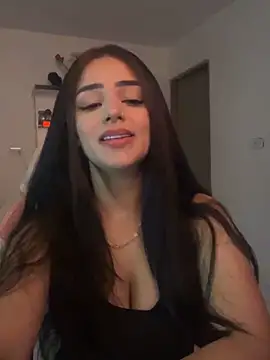 Snapshot of anniehart chatting on 02/04/26, 01:44 anniehart online show from 02/04/26, 01:44