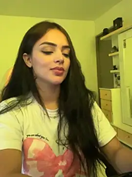 Snapshot of anniehart chatting on 03/14/26, 02:06 anniehart online show from 03/14/26, 02:06