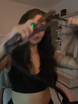 Snapshot of anniehart chatting on 03/08/26, 01:33 anniehart online show from 03/08/26, 01:33