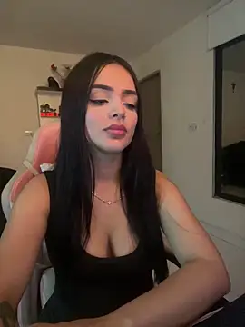 Snapshot of anniehart chatting on 01/17/26, 01:09 anniehart online show from 01/17/26, 01:09