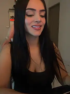 Snapshot of anniehart chatting on 01/10/26, 12:17 anniehart online show from 01/10/26, 12:17