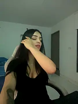 anniehart online show from 11/27/25, 02:12