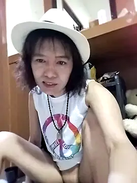 Little suzy5 online show from 05/28/26, 06:58