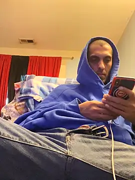 Snapshot of hottboyy45 chatting on 10/23/25, 09:24 hottboyy45 online show from 10/23/25, 09:24