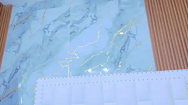 Snapshot of IrresistibleMilf chatting on 11/21/25, 12:26 IrresistibleMilf online show from 11/21/25, 12:26