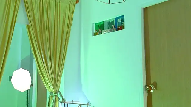 magali 19 online show from 03/14/26, 08:04