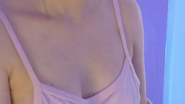 magali 19 online show from 12/21/25, 09:26