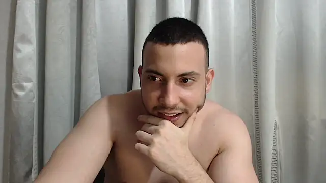 Armando 2002 online show from 05/06/26, 02:59
