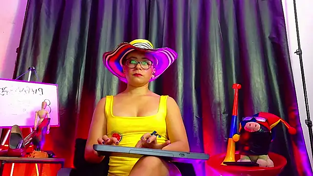 MistressSlut1 online show from 06/17/26, 11:20