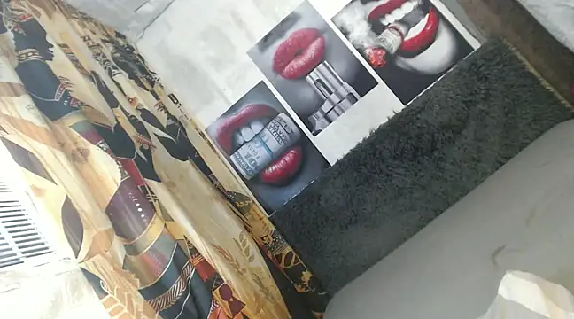 Snapshot of barbie_ivana chatting on 02/13/25, 01:40 barbie ivana online show from 02/13/25, 01:40