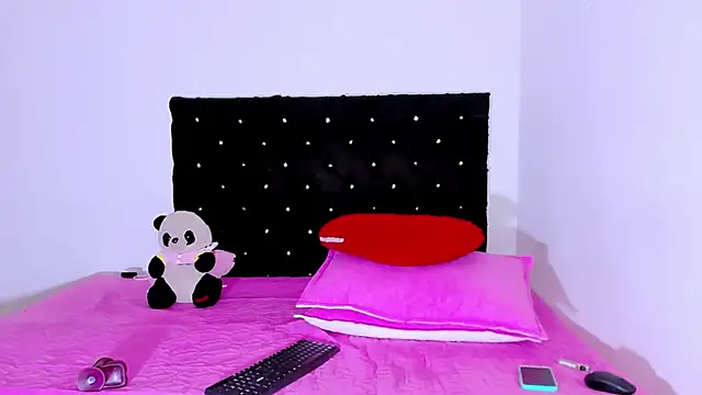Snapshot of valen_colombian69 chatting on 01/07/25, 09:14 valen colombian69 online show from 01/07/25, 09:14