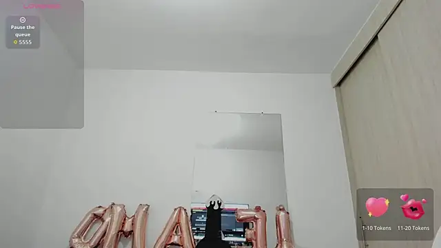 esmeraldamfc online show from 11/07/25, 10:03