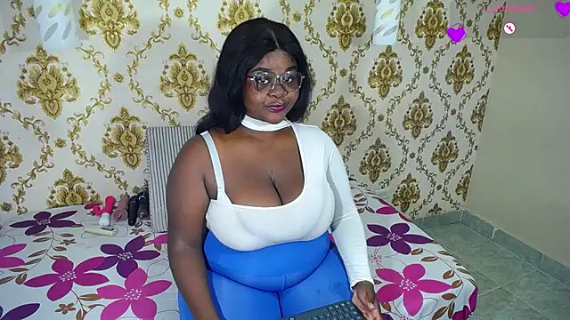 KARATIBBY COX online show from 12/05/25, 12:04