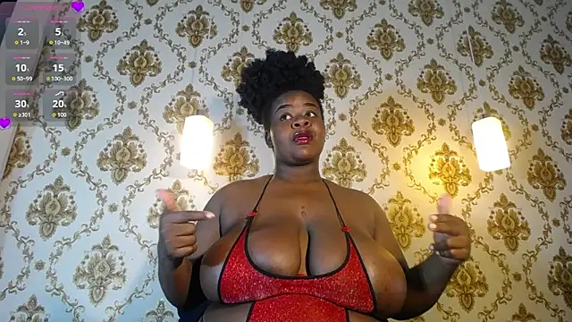 Snapshot of KARATIBBY_COX chatting on 05/13/26, 12:34 KARATIBBY COX online show from 05/13/26, 12:34