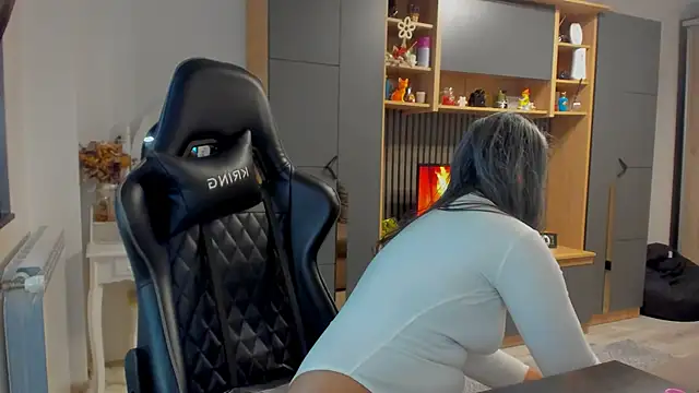 Claire95  online show from 02/26/26, 06:57