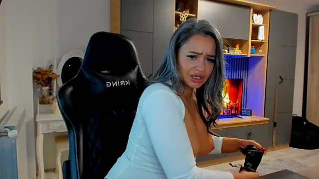 Claire95  online show from 03/11/26, 06:40