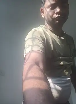 Snapshot of Boost-145 chatting on 09/30/25, 01:44 Boost-145 online show from 09/30/25, 01:44