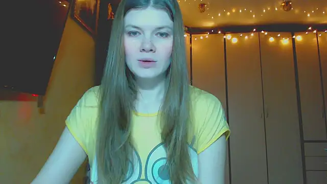Snapshot of Klementa chatting on 12/13/24, 06:16 Klementa online show from 12/13/24, 06:16