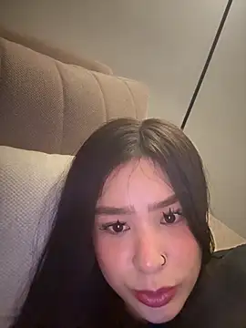 Snapshot of bella_parisi chatting on 03/01/26, 06:02 bella parisi online show from 03/01/26, 06:02