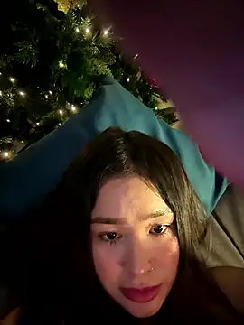 Snapshot of bella_parisi chatting on 01/15/26, 05:00 bella parisi online show from 01/15/26, 05:00