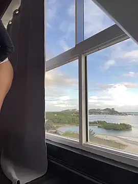 Snapshot of bella_parisi chatting on 01/18/25, 09:24 bella parisi online show from 01/18/25, 09:24