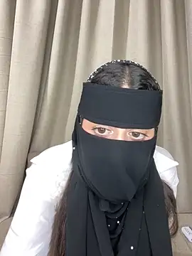 Snapshot of arabiaAna chatting on 05/12/26, 11:00 arabiaAna online show from 05/12/26, 11:00