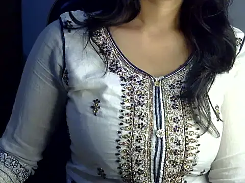 Snapshot of SiaraSiyA chatting on 05/10/26, 05:04 SiaraSiyA online show from 05/10/26, 05:04