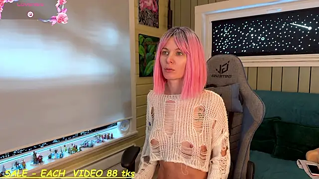 Snapshot of SandyChris chatting on 02/14/26, 06:24 SandyChris online show from 02/14/26, 06:24