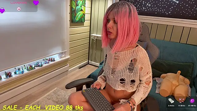 Snapshot of SandyChris chatting on 02/08/26, 07:39 SandyChris online show from 02/08/26, 07:39