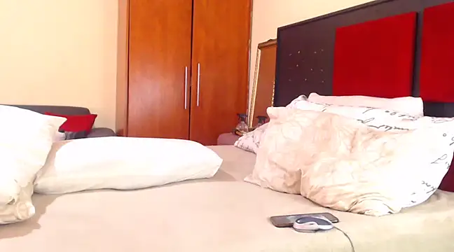 CrystalSoul35 online show from 02/06/25, 08:50