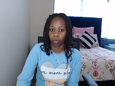 QUEENMANDYY online show from 05/21/26, 06:33