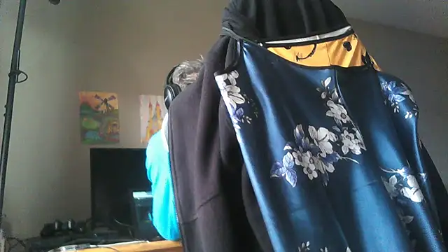 Sandra Potiche online show from 10/31/25, 01:19