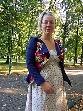 Marushka online show from 09/10/25, 06:23