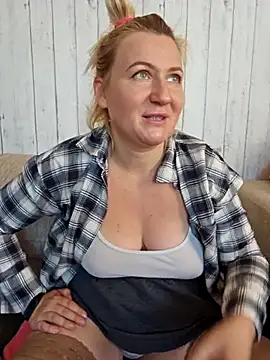 Marushka online show from 09/27/25, 07:03