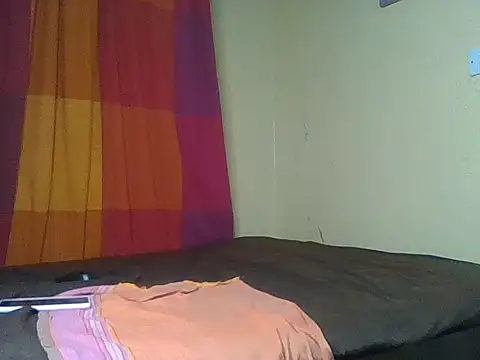 Snapshot of Pink_pussy_- chatting on 05/27/26, 02:13 Pink pussy - online show from 05/27/26, 02:13