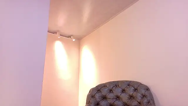 Snapshot of niky_smit chatting on 10/10/25, 10:38 niky smit online show from 10/10/25, 10:38