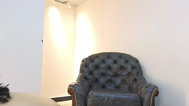 Snapshot of niky_smit chatting on 01/06/26, 10:52 niky smit online show from 01/06/26, 10:52