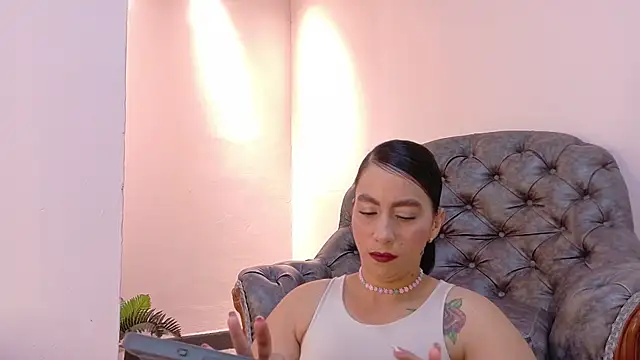 niky smit online show from 11/07/25, 10:42