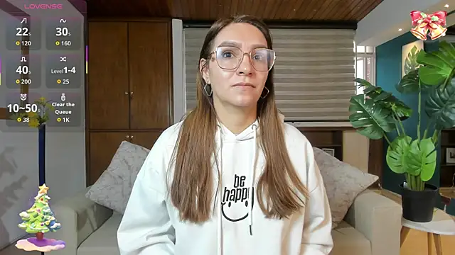 miataylorr1 online show from 12/15/25, 12:00