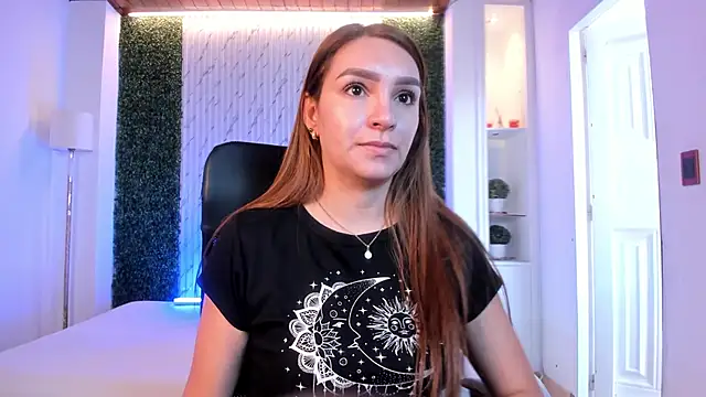 miataylorr1 online show from 10/20/25, 12:17