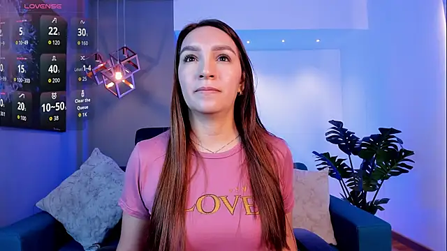 miataylorr1 online show from 04/30/26, 11:50