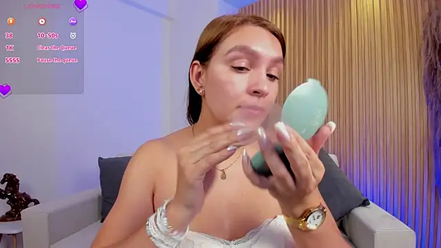 miataylorr1 online show from 02/27/25, 03:26