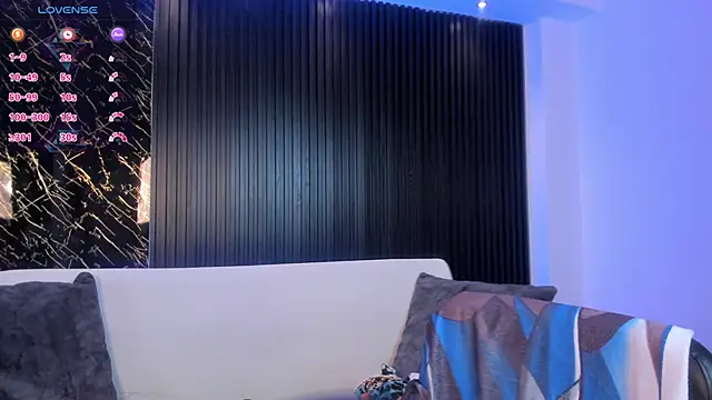 miataylorr1 online show from 03/04/25, 05:45