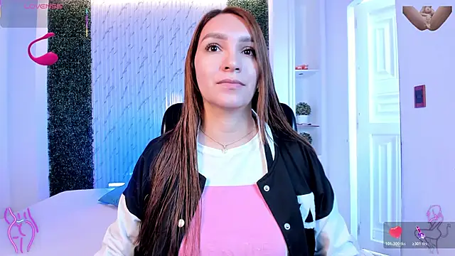 miataylorr1 online show from 03/10/26, 12:31