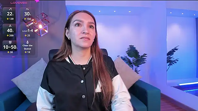 miataylorr1 online show from 09/13/25, 12:16