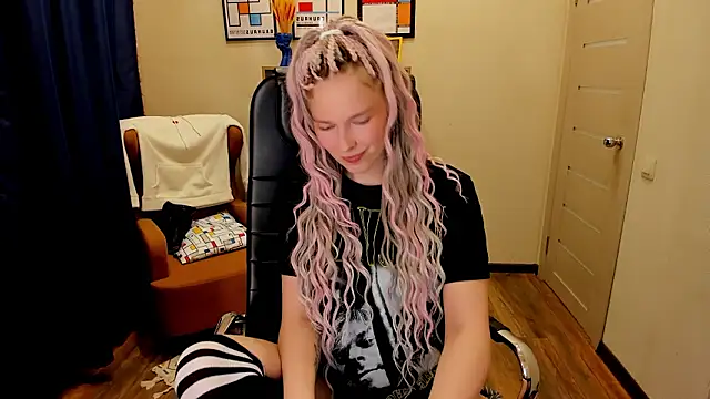  fiona Love online show from 02/25/26, 08:08