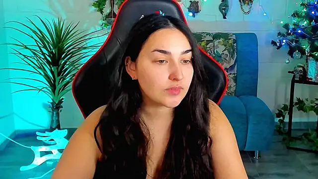 CeceliaJohnson online show from 12/17/25, 08:08