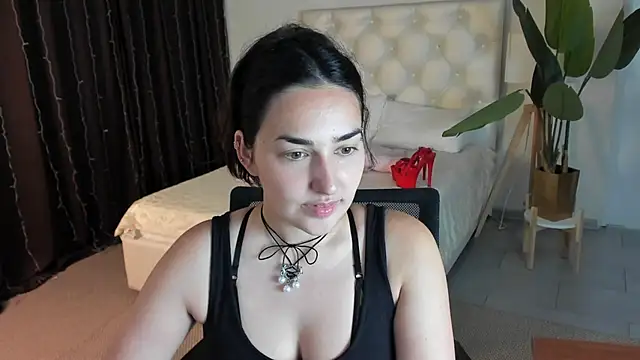 Snapshot of CeceliaJohnson chatting on 06/23/26, 06:11 CeceliaJohnson online show from 06/23/26, 06:11